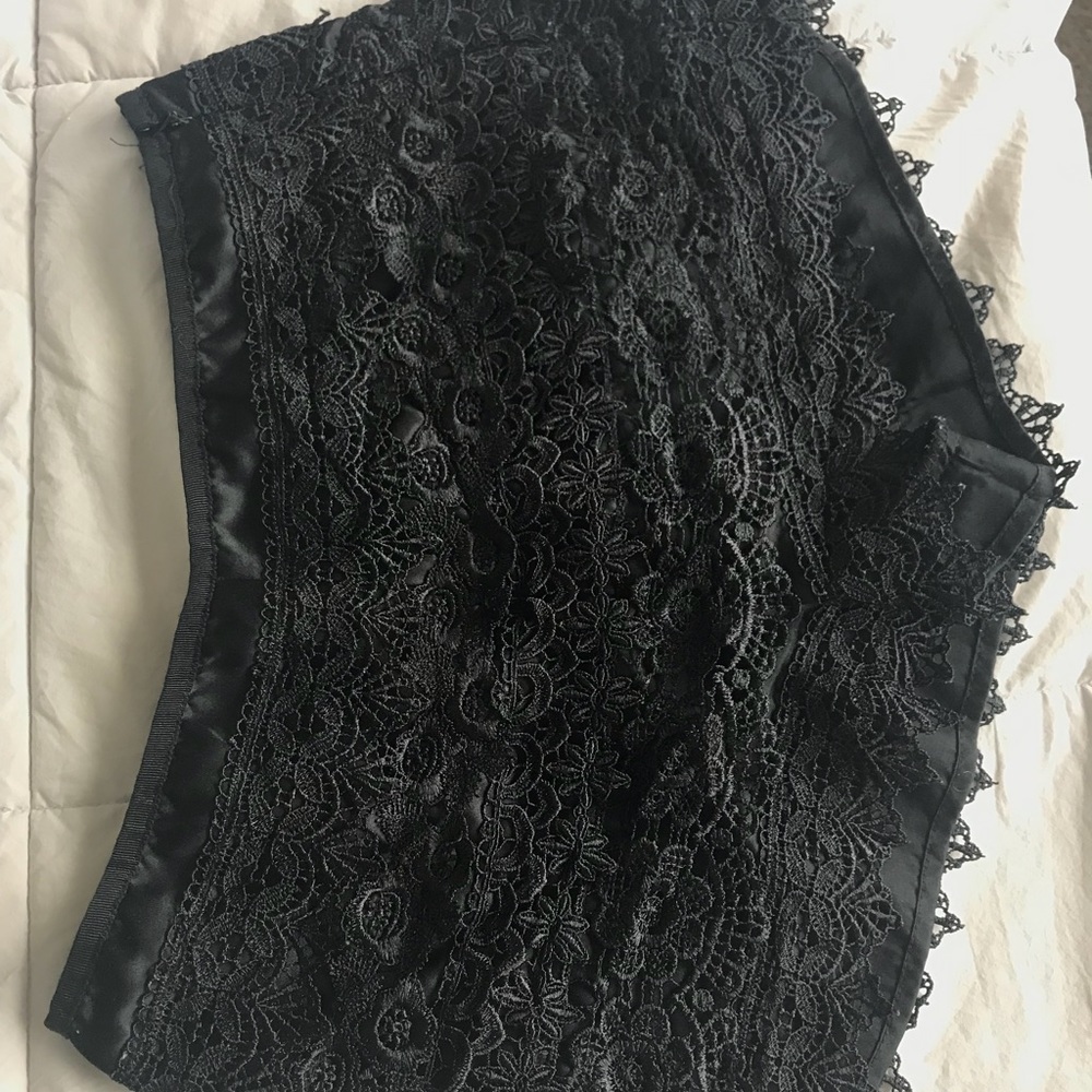 XS Lace Short Shorts, EUC, Black, Lined